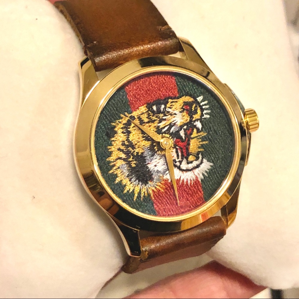 Gucci Red Green Tiger Dial Leather Trap Watch